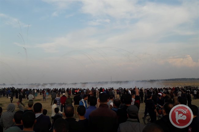 Israeli Snipers Shoot Women And Children in Gaza