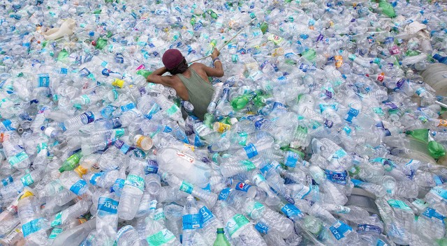 San Francisco Becomes First City To Ban The Sale Of Plastic Bottles